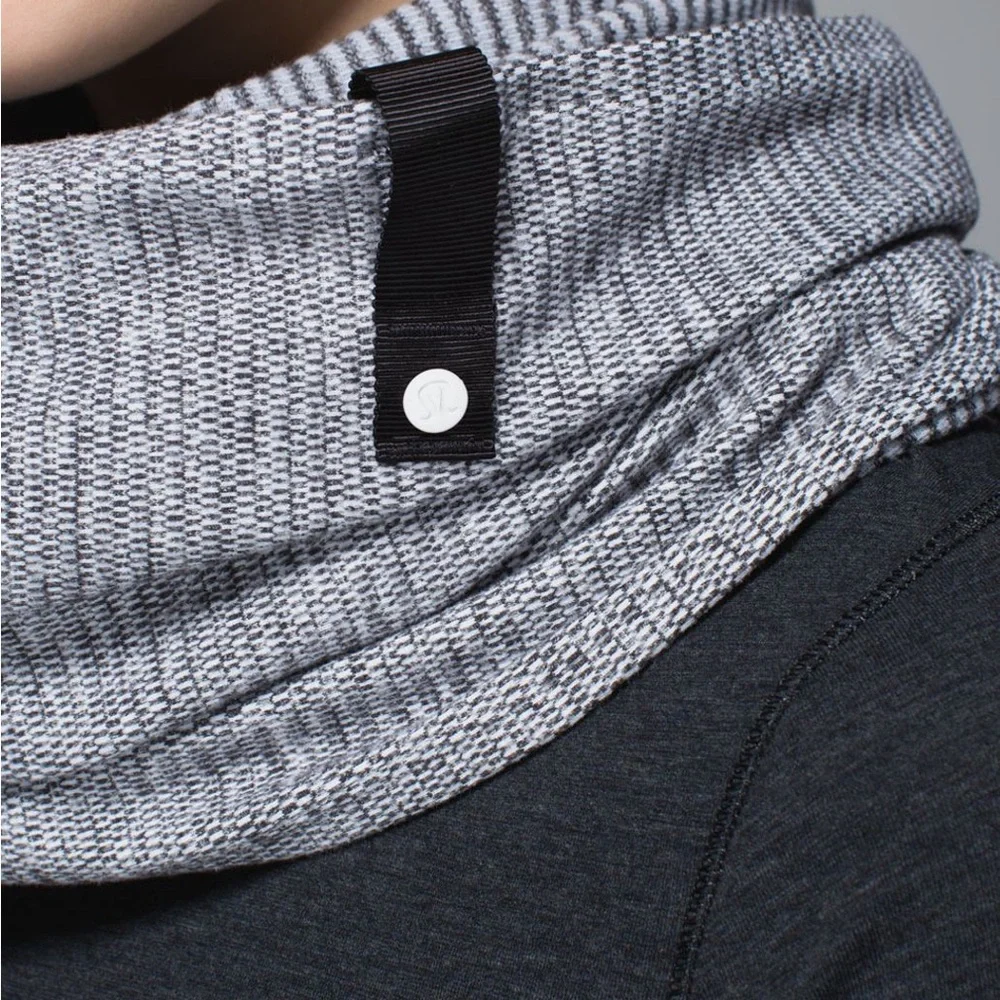 Lululemon Vinyasa‎ Scarf Mini Check Pique White Heathered Black
